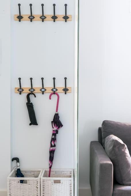 Apartamento Moderno En Triana 2 Dormitorios Y Aire Acondicionado Sevilla Eksteriør billede