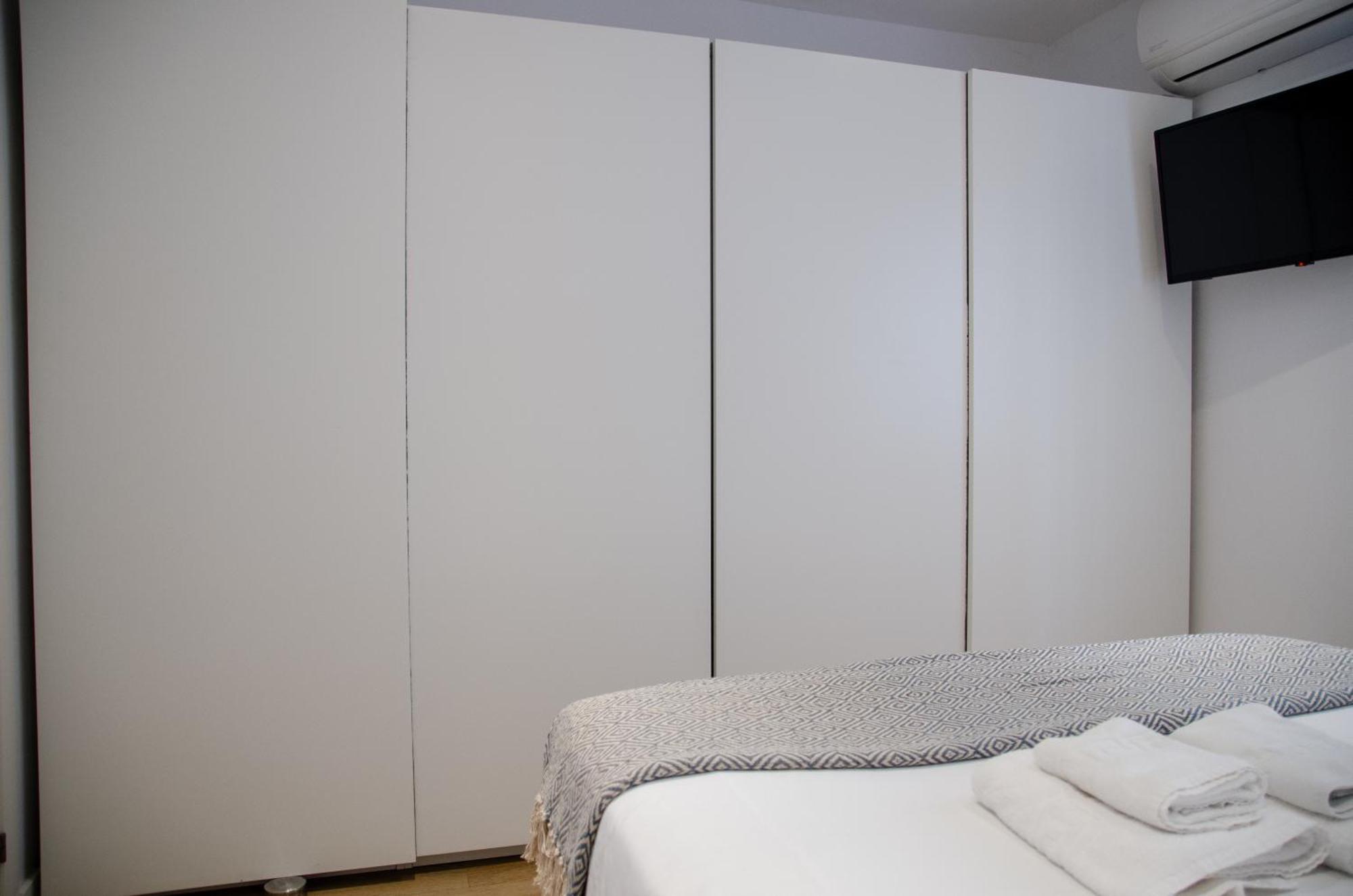 Apartamento Moderno En Triana 2 Dormitorios Y Aire Acondicionado Sevilla Eksteriør billede