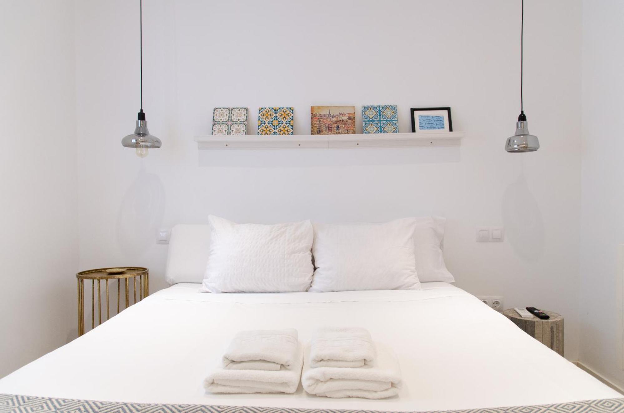 Apartamento Moderno En Triana 2 Dormitorios Y Aire Acondicionado Sevilla Eksteriør billede